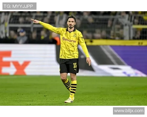 足球传奇球员最佳阵容回顾追忆那些年辉煌瞬间与精彩表现 足球传奇球员最佳阵容回顾追忆那些年辉煌瞬间与精彩表现