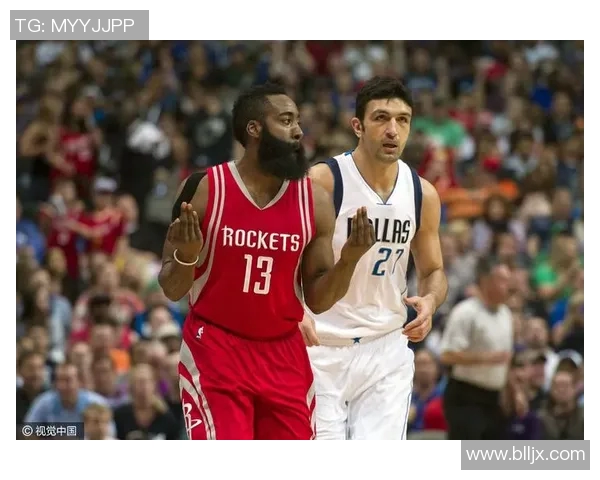 火箭与小牛季后赛对决回顾：激情碰撞与战术较量的精彩瞬间